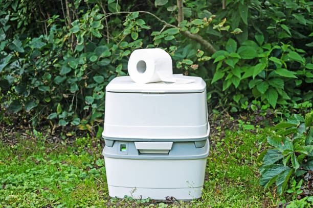 Best Best portable toilet rental  in Dryden, MI